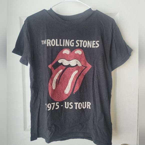 the Rolling Stones Tops - The Rolling Stones 1975 US Tour Short Sleeve Black T-Shirt, Women's Size Medium